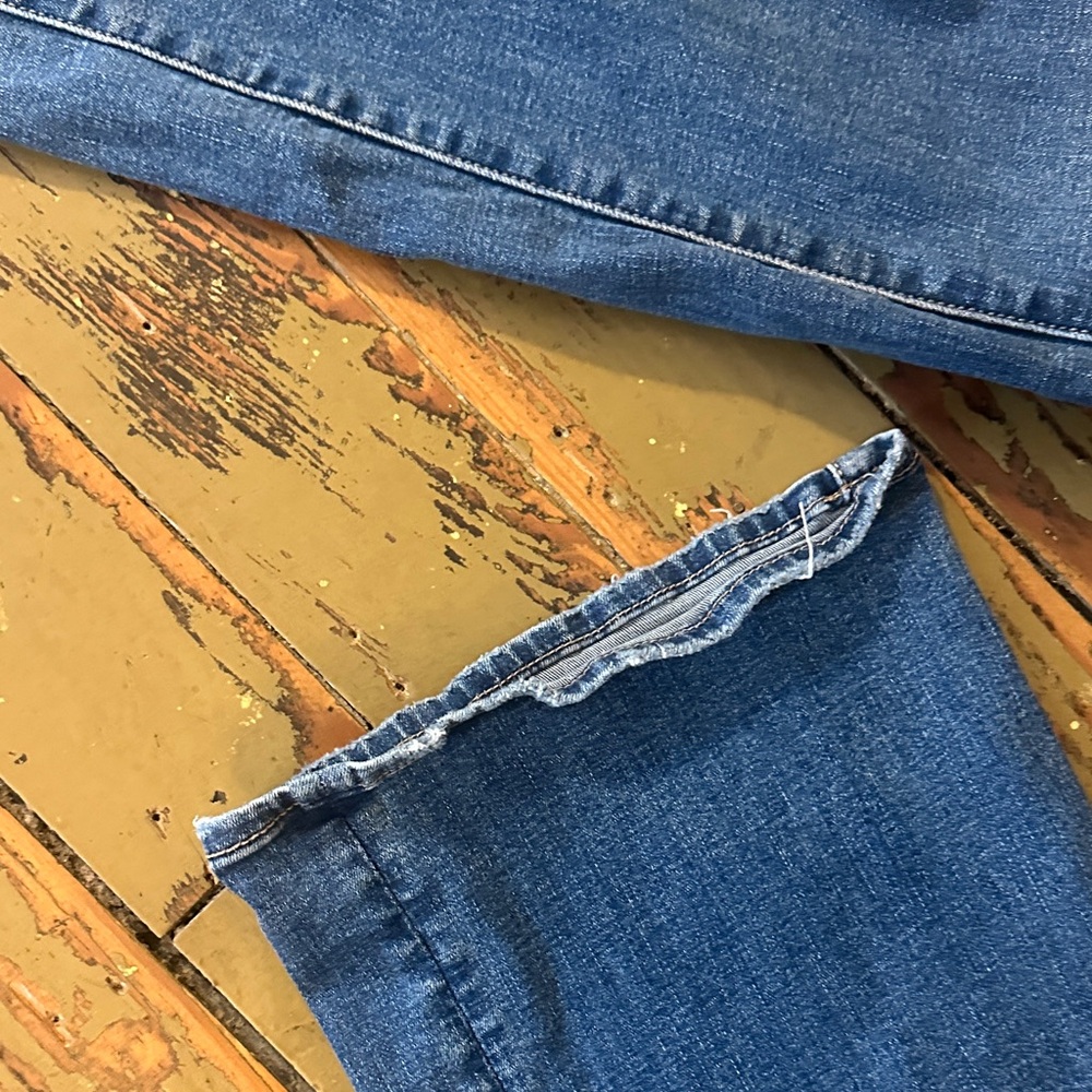 AE CURVY HIGH RISE SKINNY KICK JEANS - Picture 6 of 9